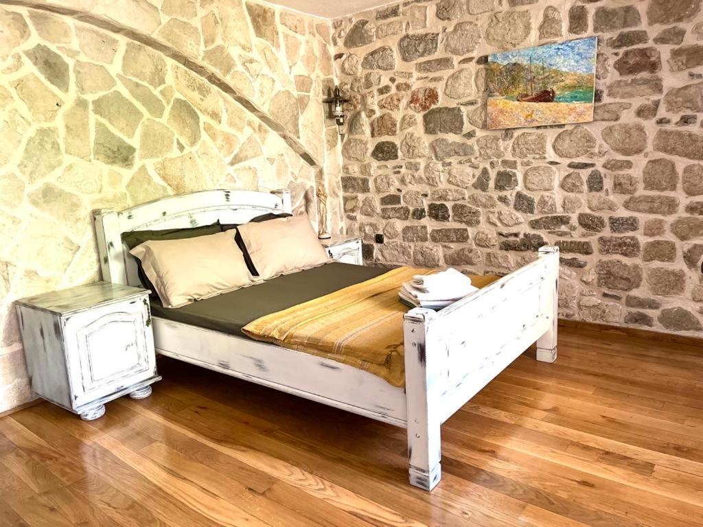 Una Apartments Kotor Exterior photo