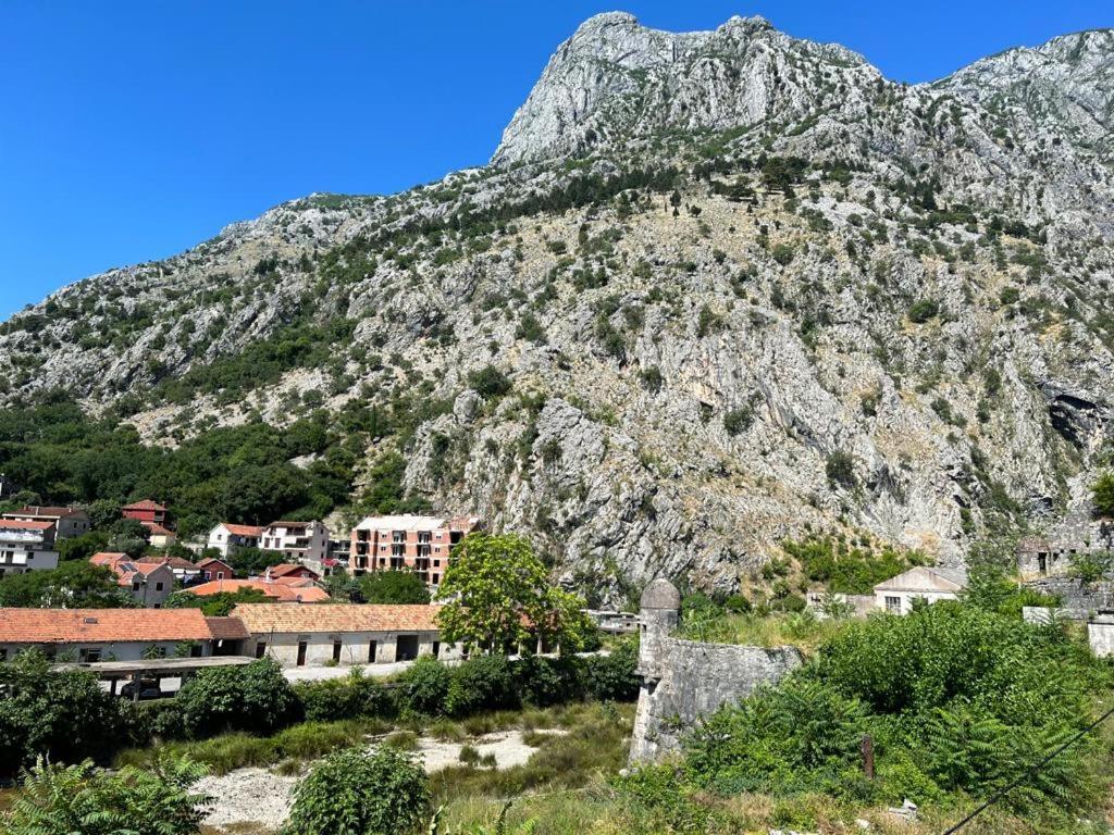 Una Apartments Kotor Exterior photo