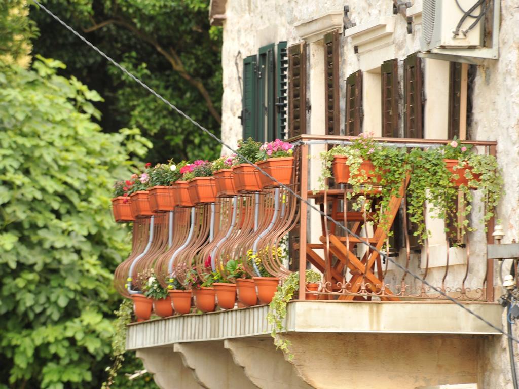 Una Apartments Kotor Exterior photo